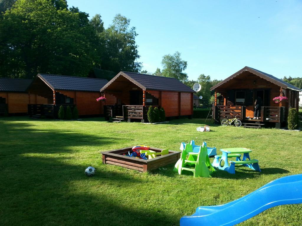 3 Deby Lodge